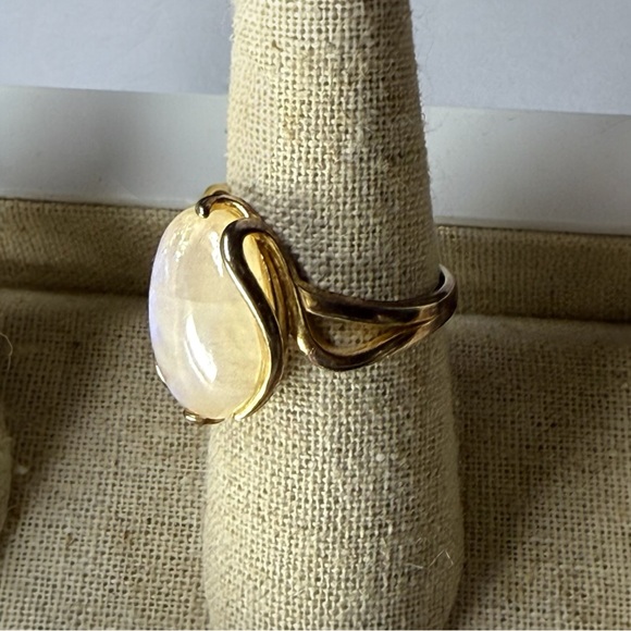 Gold Vermeil 925 Moonstone Ring | Rainbow Flash Statement Ring Size 7 - Picture 3 of 8